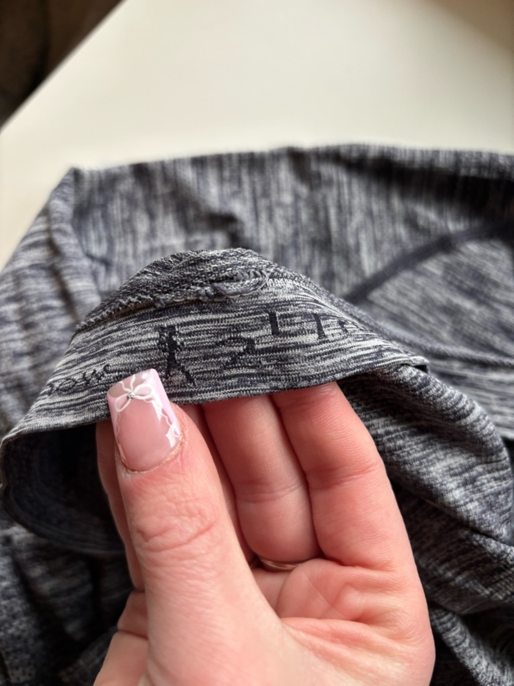 Lululemon swiftly tech - Picture 3 of 3